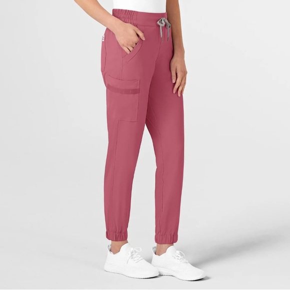 Wonderwink RENEW Scrub Set - Picture 10 of 14